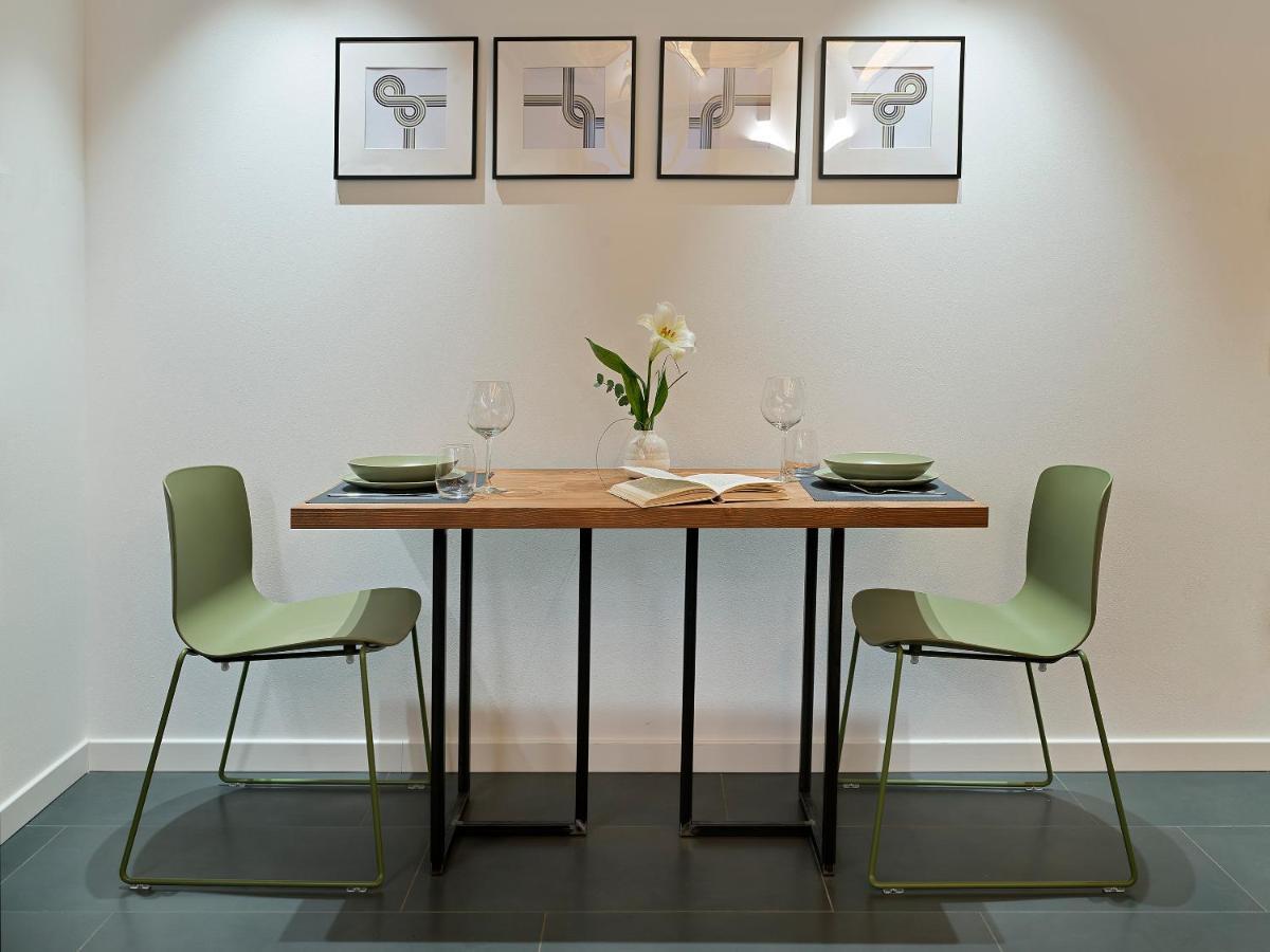 Sg9 City Apartments 布雷西亚 外观 照片