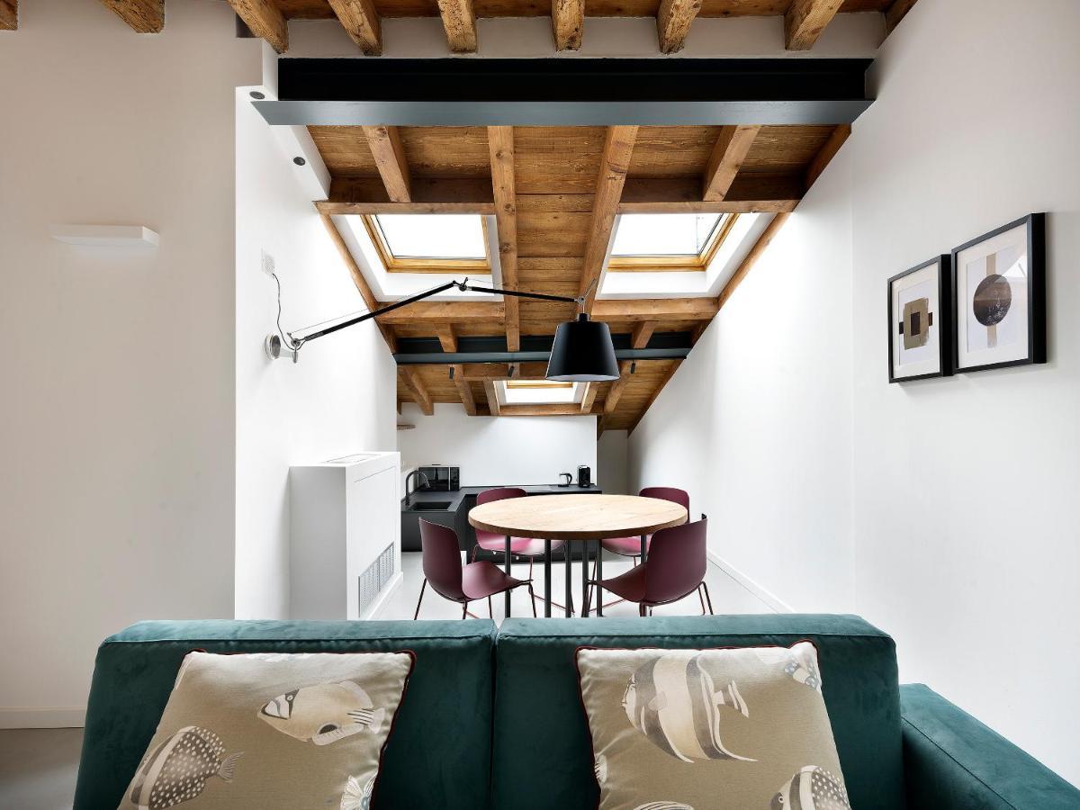 Sg9 City Apartments 布雷西亚 外观 照片