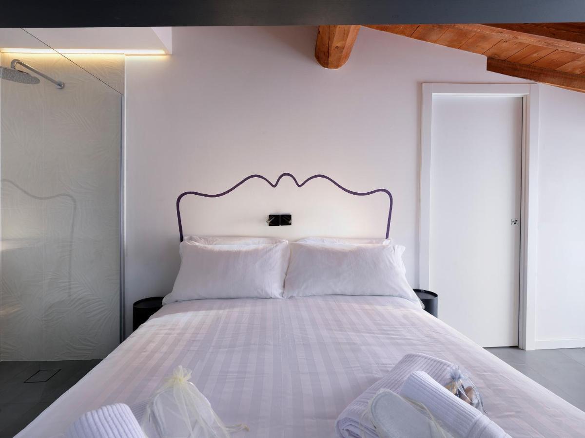 Sg9 City Apartments 布雷西亚 外观 照片